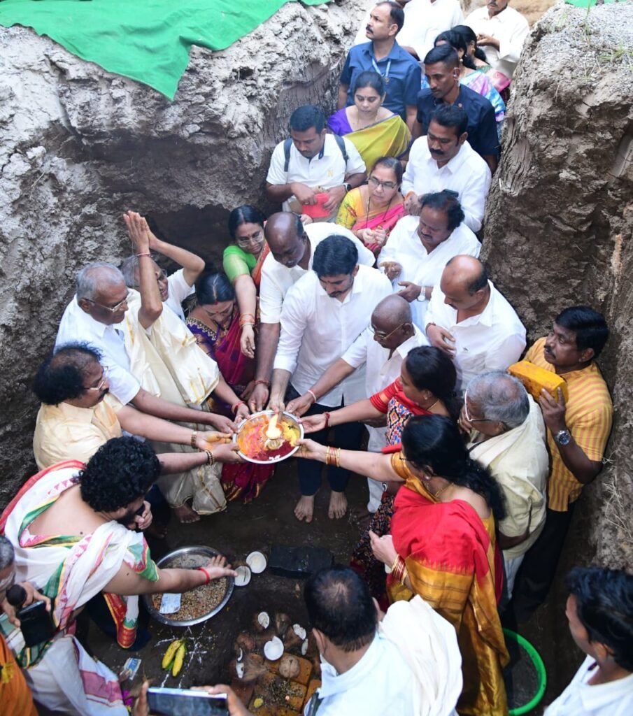 ఇంటర్నేషనల్ వెల్ఫేర్ అసోసియేషన్(PIWA) ఆధ్వర్యంలో చేపడుతున్న నూతన పద్మశాలీ భవన్ శంకుస్థాపన కార్యక్రమానికి ముఖ్య అతిథిగా విద్య, ఐటీ శాఖల మంత్రి నారా లోకేష్